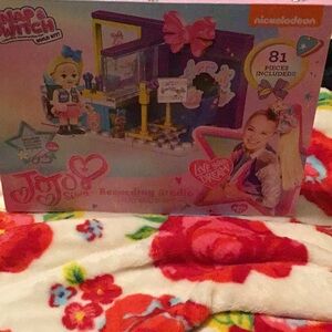 JoJo Siwa Lego Set Build Your Own Studio! Brand New Kids Toy